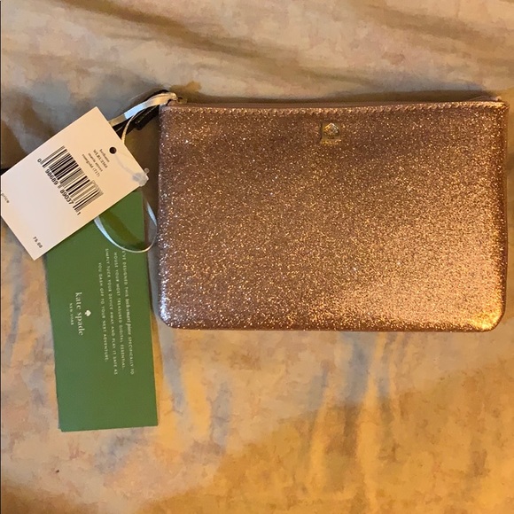 kate spade Handbags - Brand New Kate Spade Wristlet